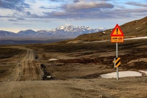 Reykjavik: Superjeep-tur i höglandet och längs sydkusten