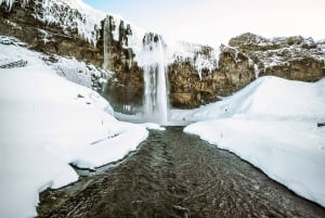 Reykjavik: Całodniowa wycieczka z przewodnikiem po lagunie lodowcowej Jökulsárlón