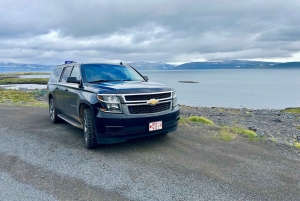 Reykjavik: Translado privado do aeroporto de Keflavik