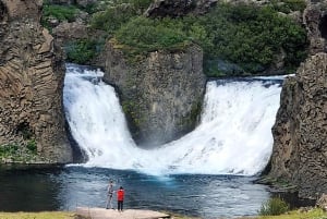 Reykjavík: Vandring i Landmannalaugar med foton och Tårarnas dal