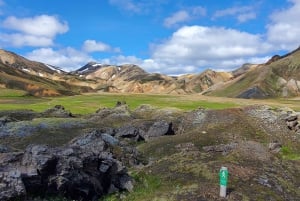 Reykjavik: Landmannalaugar Super Jeep All Year Transfer