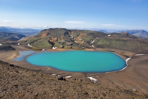 Reykjavik: Landmannalaugar Super Jeep All Year Transfer