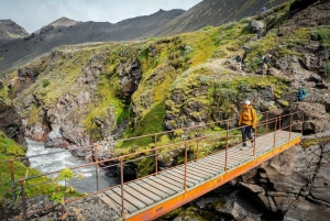 Reykjavík: 4 päivän opastettu vaellus Laugavegurilla