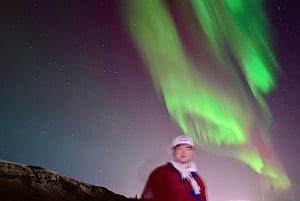 Reykjavik: 4x4 Northern Lights with Pastries & Hot Cocoa