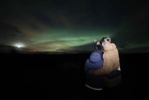 Reykjavik: Northern Lights Experience by Superjeep