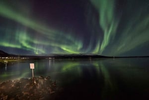Reykjavik: Northern Lights & Geothermal Baths