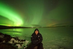 Reykjavik: Excursão de microônibus em grupo pequeno para a aurora boreal