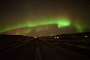 Reikiavik: Aurora Boreal en minibús para grupos pequeños
