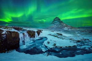 Reykjavík: tour dell'aurora boreale con guida cinese