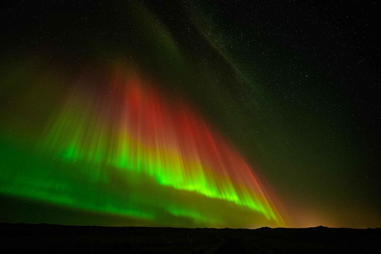 Reykjavik: Northern Lights Tour with Private Photographer