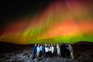 Reykjavik: Northern Lights Tour with Private Photographer