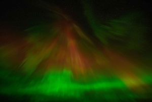 Reykjavik: Northern Lights Tour with Private Photographer