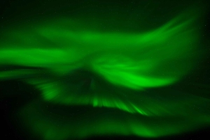Reykjavik: Northern Lights Tour with Private Photographer
