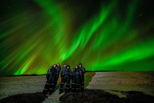 Reykjavik: Northern Lights Tour with Private Photographer