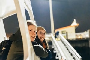 Reykjavík : chasse aux aurores boréales en yacht