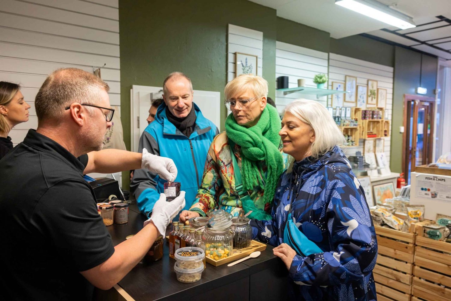 Reykjavik: Private Christmas Food Tour with a Local Guide