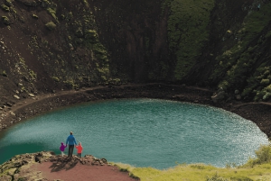 Reykjavík: Private Golden Circle Tour in Multiple Languages