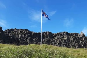 Reykjavik: PRIVATE Golden Circle tour with 5 TOP stops