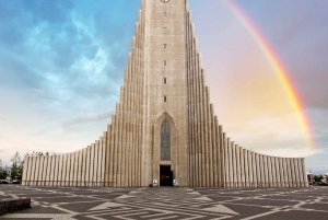 Reykjavík: Private LGBTQ+ Walking Tour with a Local Guide