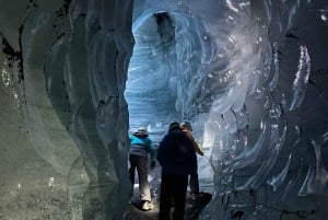 Reykjavik: Private South Coast and Katla Ice Cave Tour