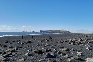 Reykjavik: Private South Coast and Katla Ice Cave Tour