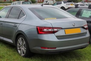 Reykjavik: Privat transport til/fra Keflavik lufthavn (KEF)