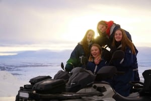 Excursión en Quad por los Picos Gemelos de Reikiavik
