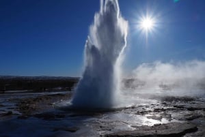 Reykjavik: Tur med en lille gruppe i Den Gyldne Cirkel med Kerid-krateret