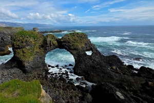 Reykjavik: Snæfellsnes Peninsula Private Tour with Guide