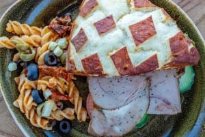 Reykjavik: The Private Gourmet Golden Circle Tour