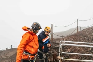 Reykjavik: Passeio de um dia com caminhada guiada pelo vulcão Thrihnukagigur