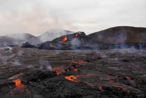 Reykjavík: Volcano Hike, Visit Grindavík and Blue Lagoon