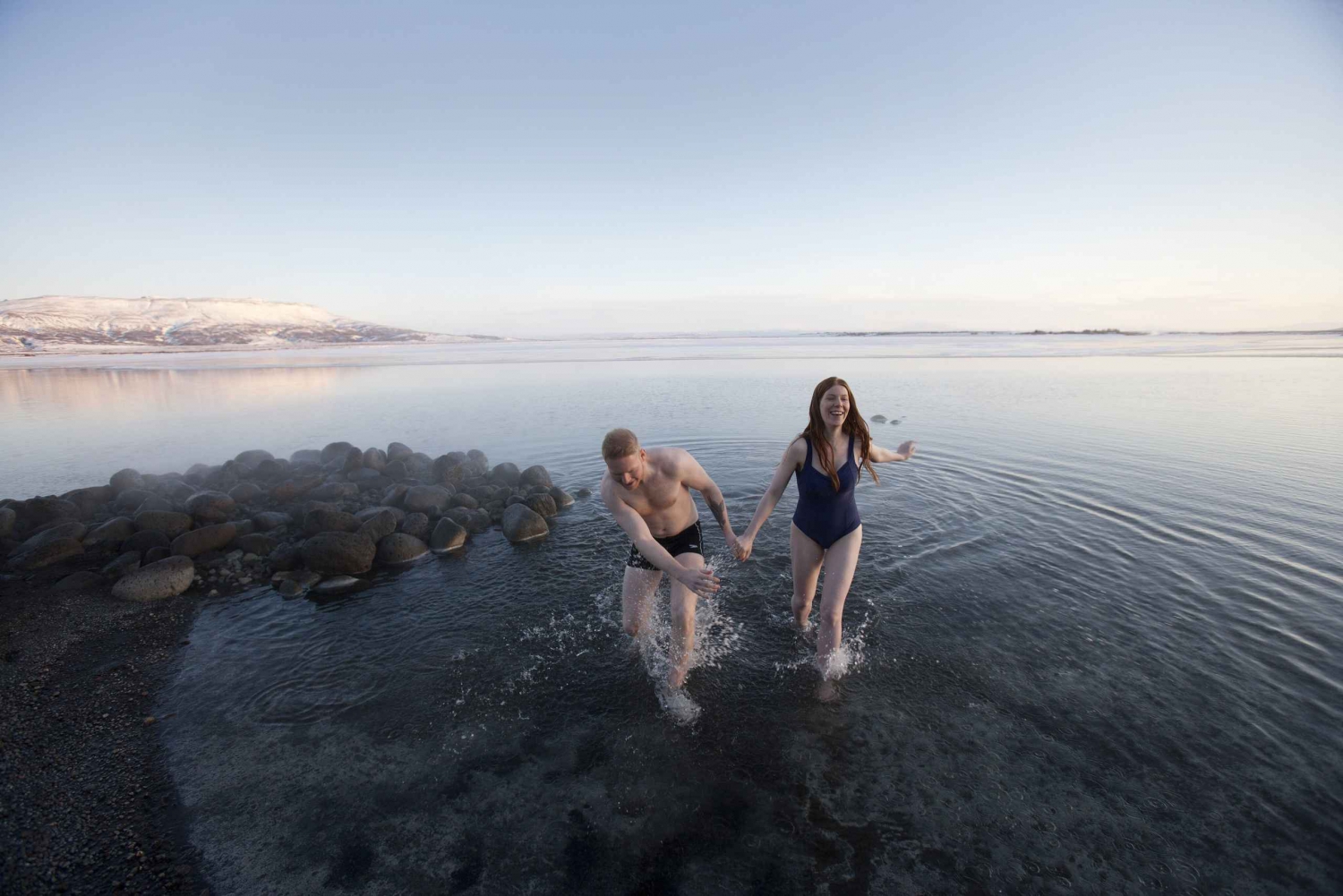 Reykjavik: Warm Baths and Cool Lights with Dinner Buffet