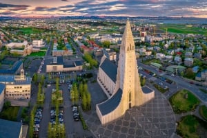 Reykjavík: Tour di 8 giorni del Circolo d'Islanda in auto