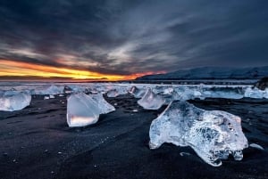 Guida autonoma: Geyser, ghiacciai e cascate (6 giorni)