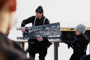 シルフラ：レイダレンディ溶岩洞窟探検＆シュノーケリングツアー（写真付き）