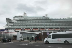 Skarfabakki Cruise Port -kuljetukset Keflavikin lentokentälle/-lta.
