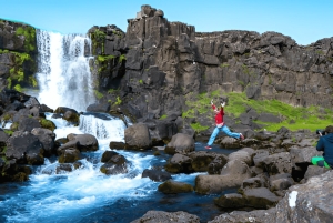 Golden Circle in piccolo gruppo in spagnolo: dal terminal crociere