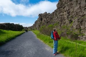 Small Group In Spanish: Golden Circle 7 Stops from Reykjavik