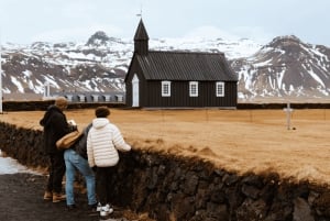 Small Group Snaefellsnes Peninsula tour with Spanish Guide