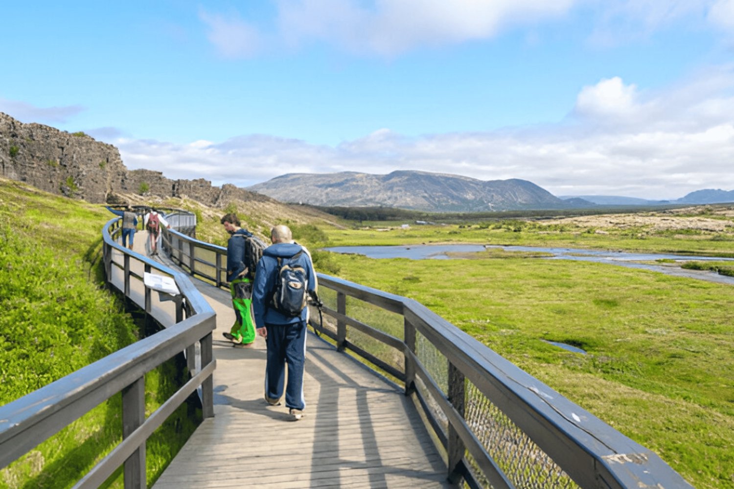 Small Group Tour in Spanish: Golden Circle From Reykjavik