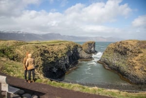 Snaefellsnes-halvøen og Kirkjufell-tur i lille gruppe