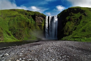 Zuidkust van IJsland: 2-Daagse Blauwe IJsgrot & Jokulsarlon Tour