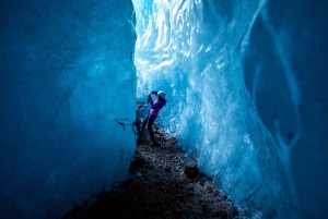 Zuidkust van IJsland: 2-Daagse Blauwe IJsgrot & Jokulsarlon Tour