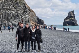 Tour privato 'Gemme glaciali': costa sud e spiaggia di diamanti