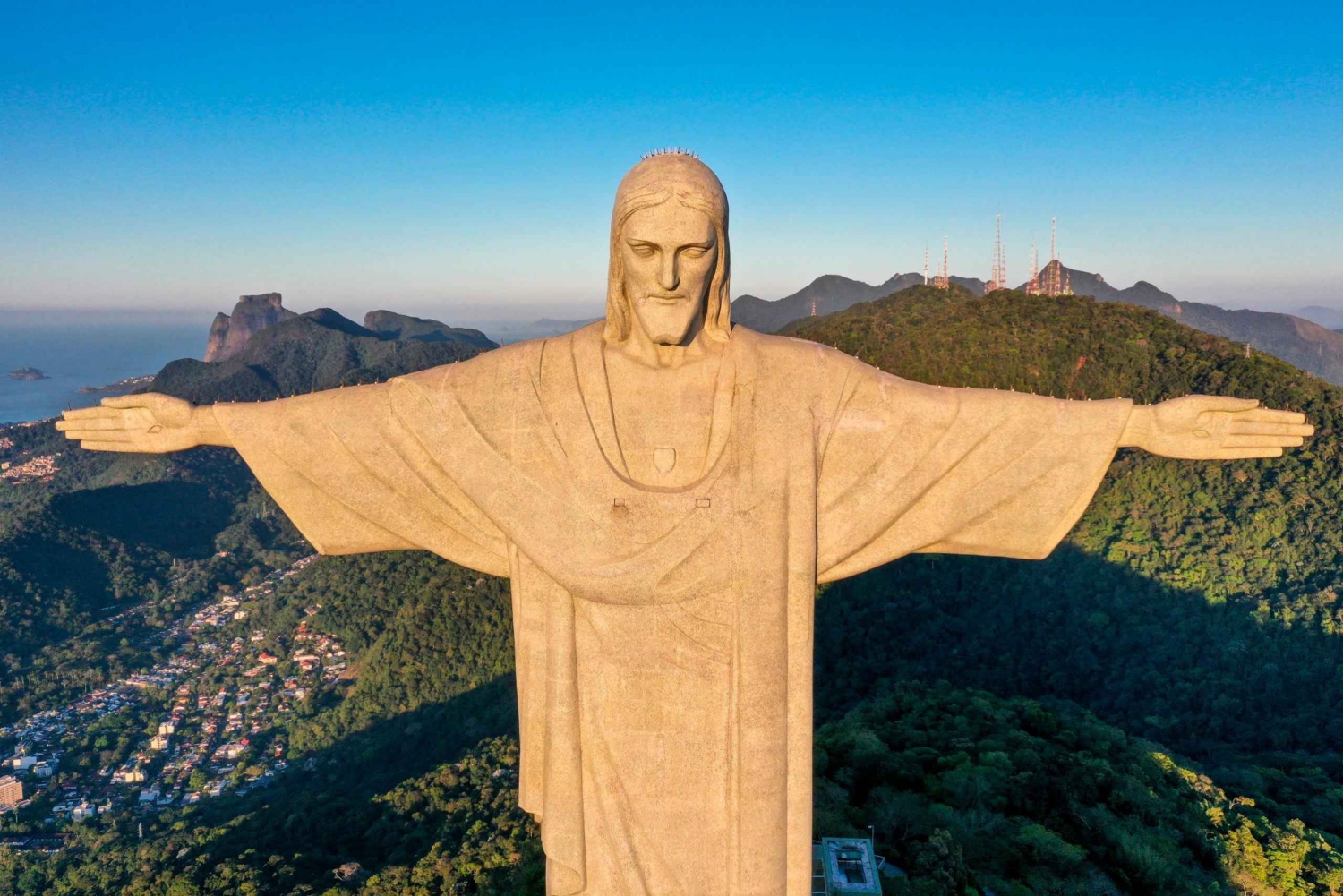 One day Rio's Bests: Favelas, Christ, SugarLoaf, Selarón...