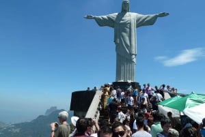 Christ the Redeemer through Lage Park 6-Hour Hiking Tour