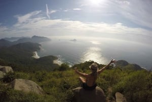 Discover Pedra do Telégrafo: Scenic Hike with Expert Guide