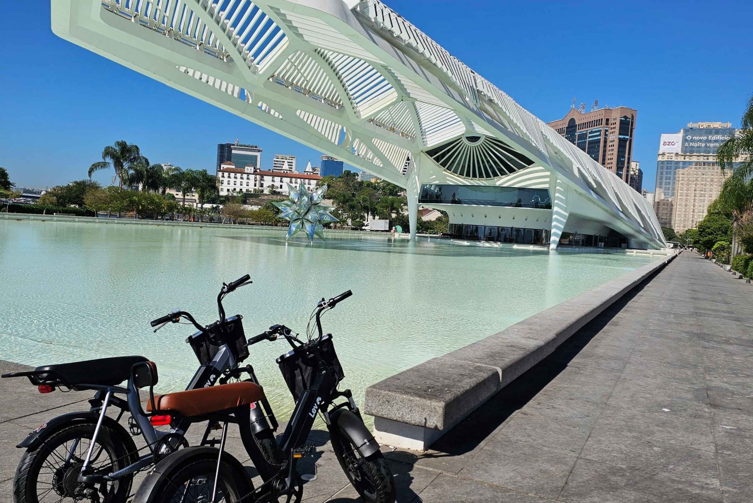 E-Bike Guided Tour in Rio' Historic Center up to Ipanema