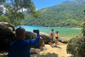 Experience Paradise Ilha Grande in a Speedboat Private